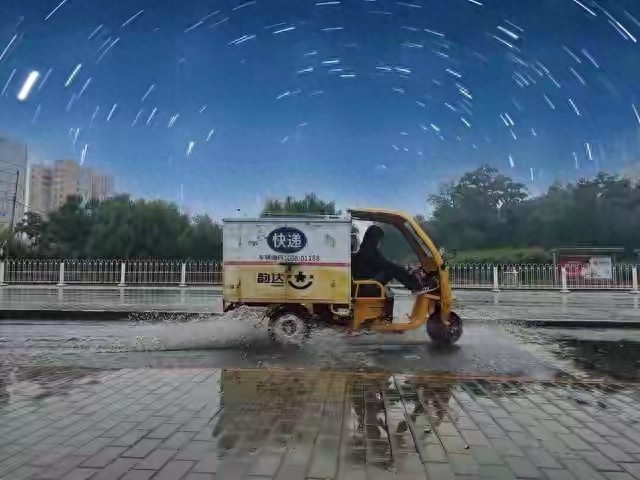 春节将至快递停运？多家快递公司回应：正常营业，不加价