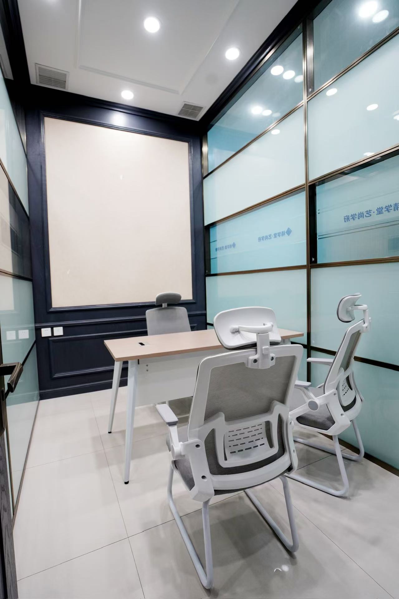 国画艺考生文化课时间紧基础弱?这家靠谱机构来助力