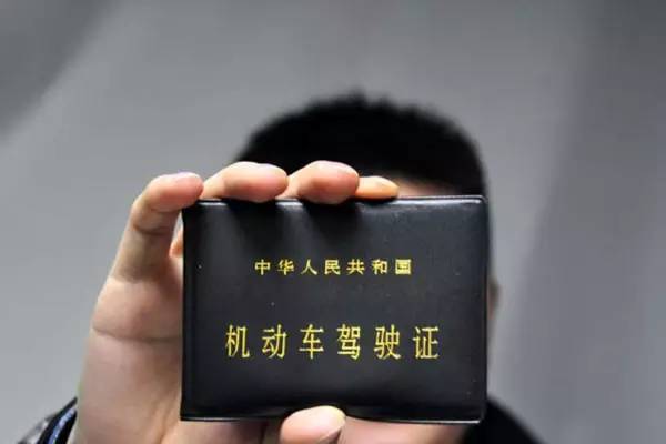 包头实施最严交规后,交通状况和事故率有何变化?