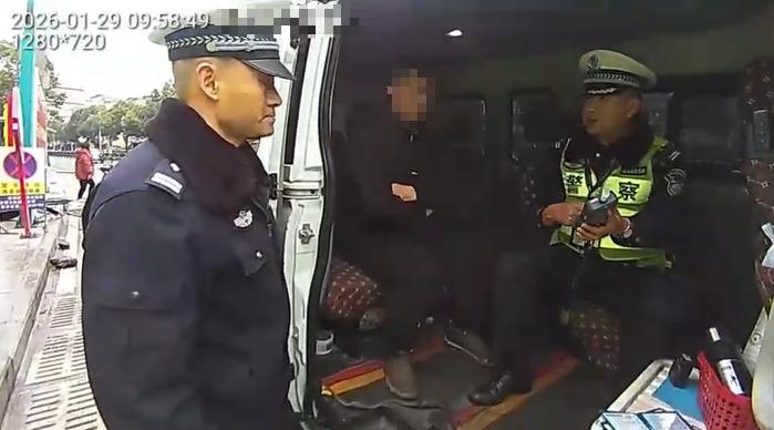 普定交警查处酒驾,营运司机付某饮酒驾驶营运车被严惩