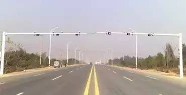 自驾游防违章必看!各类摄像头作用及位置大揭秘