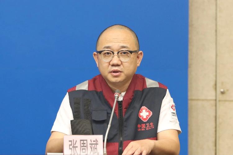 广州疫情传播力强,聚餐等或致感染,多区开展核酸检测