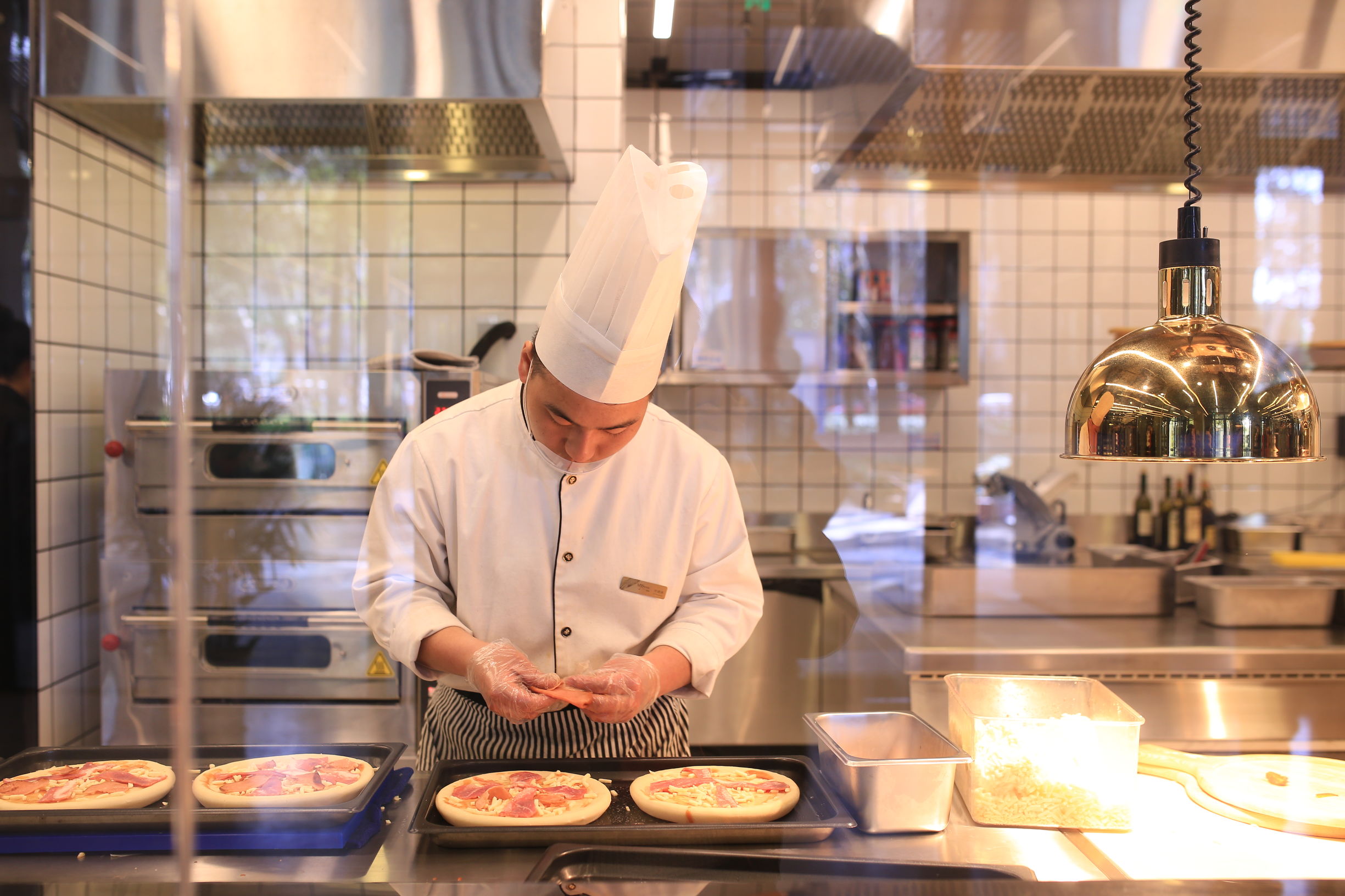 浙大玉泉校区第二食堂翻新开业,师生挤爆,美食学习两不误