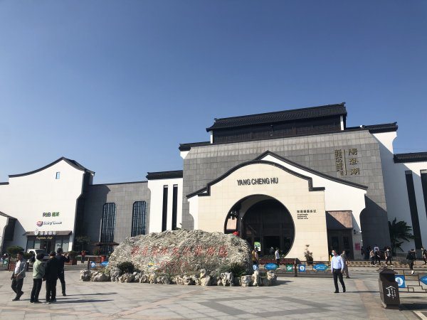 桐乡人承包半壁高速服务区,借鉴模式或能打造特色商业街